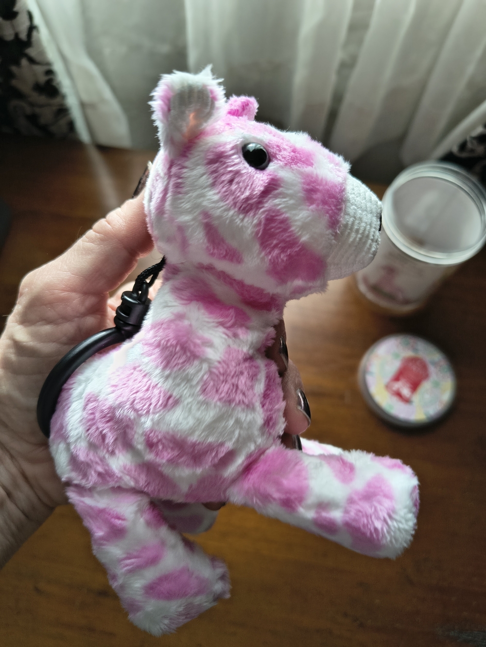 Scentsy Genna Giraffe Buddy Clip Plush